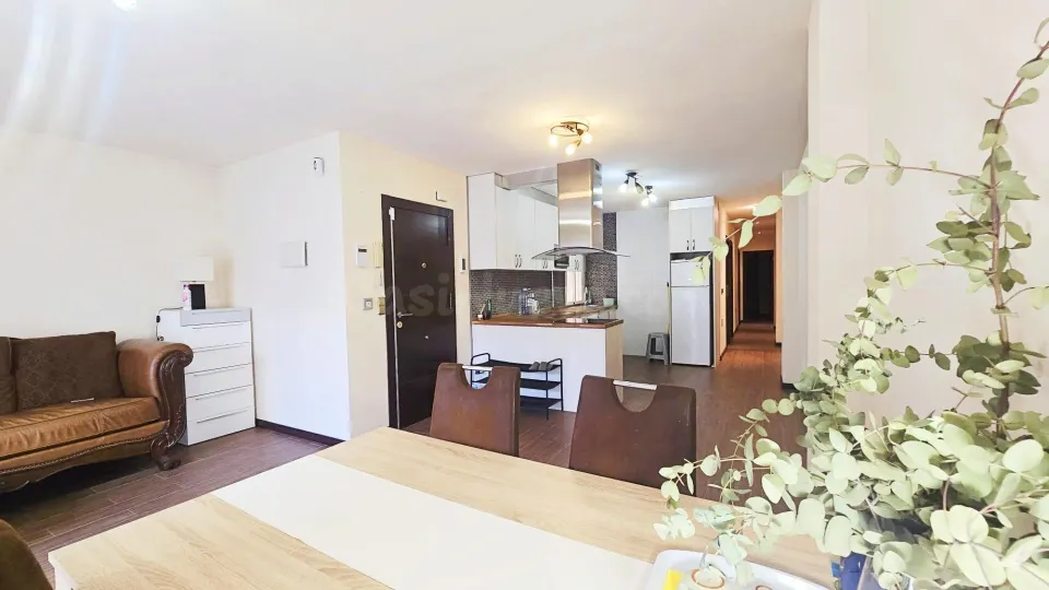 ESPACIOSO APARTAMENTO DE 3 habitaciones JUNTO A LA PLAYA