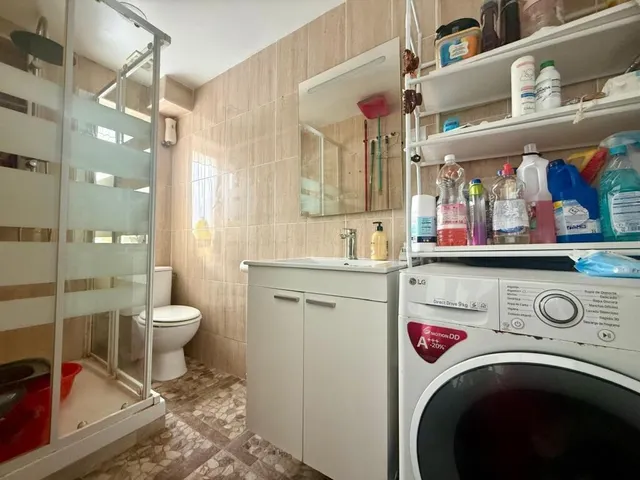 ¡Atención inversores y compradores! Vivienda en venta en c/ Perdiz — 9