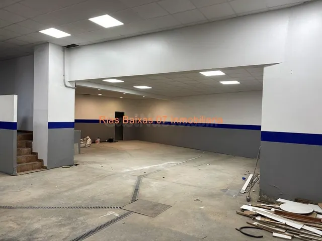 REF 7106 LOCAL COMERCIAL DE 324 M2 CON RENTABILIDAD EN RUA X - foto 3