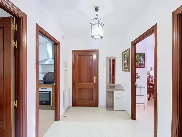 Piso con enorme terraza en Barrio de los Periodistas de Granada — 10