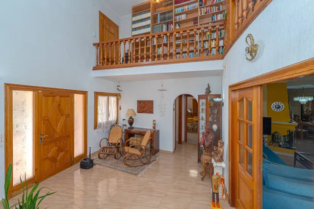 Villa mediterránea con vistas al valle a la venta en el centro de Alcalalí — 31
