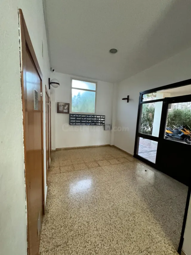 OPORTUNIDAD DE INVERSIÓN – CESIÓN DE REMATE Piso en Viladeca - foto 4