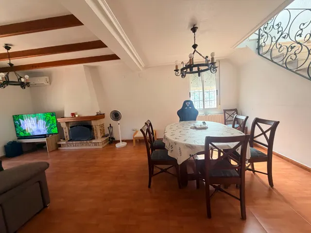 DOS CASAS EN UNA EN MATOLA SOLO EN ALQUILER — 23
