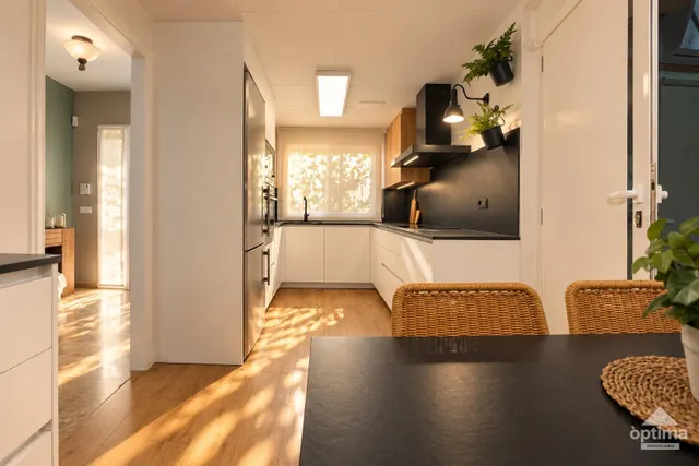 Pareado reformado con 5 habitaciones, terrazas y garaje en Reus — 49