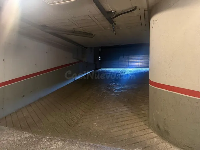 Amplia plaza de parking de 24 m2 en Ronda Ibèrica – Vilanova - foto 3
