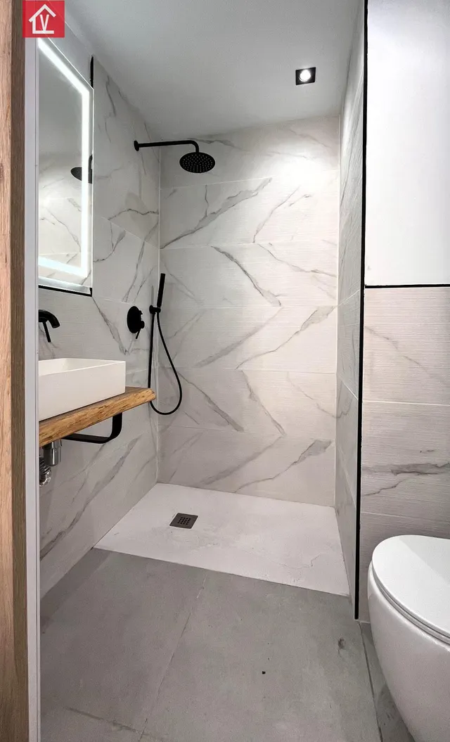 JUNTO PASEO ALMOGAVARES. BONITA CASA RECIEN REFORMADA DE 2 DORMITORIOS DOS BAÑOS Y TERRAZA DE 20 M2 — 7