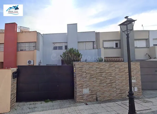 Venta adosado en Bormujos (Sevilla)