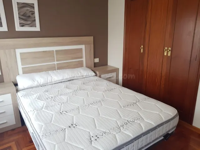 PISO DE TRES DORMITORIOS CON GARAJE - foto 3