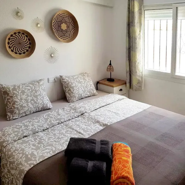 Encantadora villa con piscina privada, jardín y solárium en Monte y Mar, Gran Alacant — 30