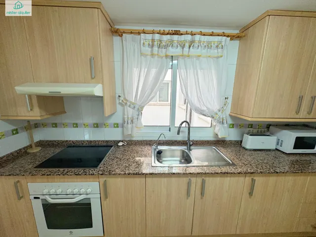 ALQUILER DE HABITACIÓN PARA ESTUDIANTE, IDEAL PARA UNIVERSITARIO DE MEDICINA Y CIENCIAS DE LA SALUD — 19