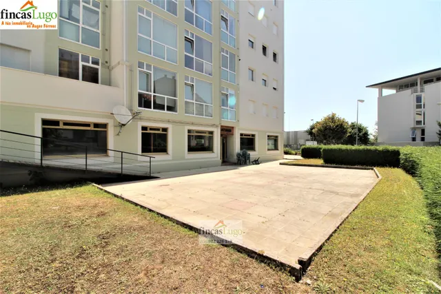CAFETERÍA-RESTAURANTE EN ZONA UNIVERSITARIA — 23