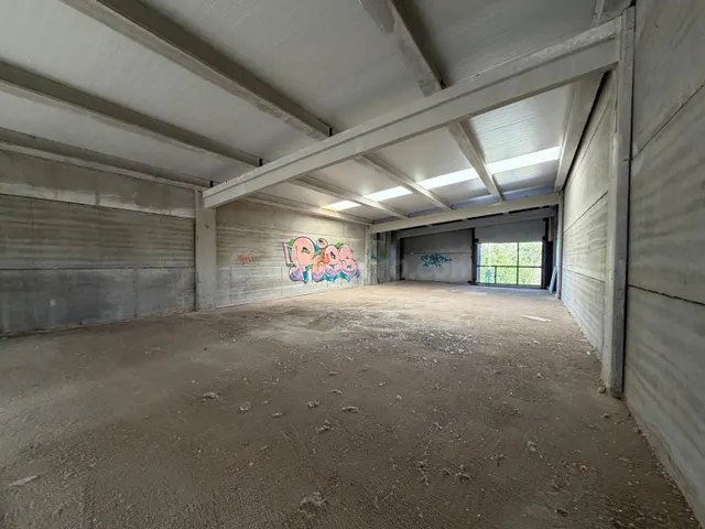 Nave industrial versátil de 372 m2 en el principal eje empre - foto 2