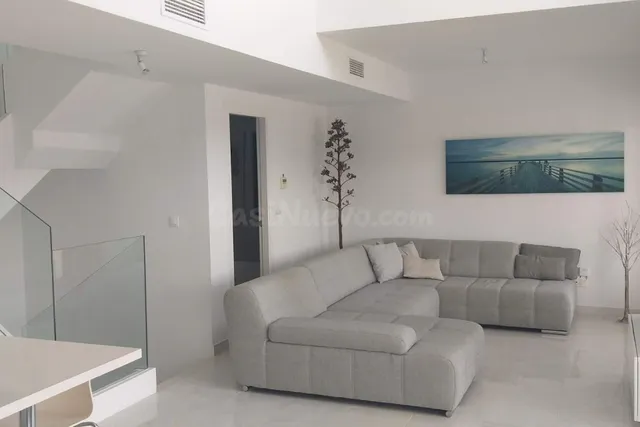 Casa pareada de grandes espacios y calidad — 14