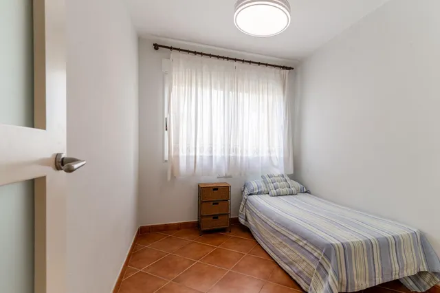 Apartamento frontal en el Paseo Marítimo del Torreón - Benicasim — 32