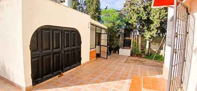 SE VENDE CHALTE DE 5 DORMI, 3 BAÑOS, PISCINA , PARCELA 2300 MST, 250 MST2, CASA, BARABACOA, AMUEBLADO EN VALLE DEL SOL MURCIA — 8