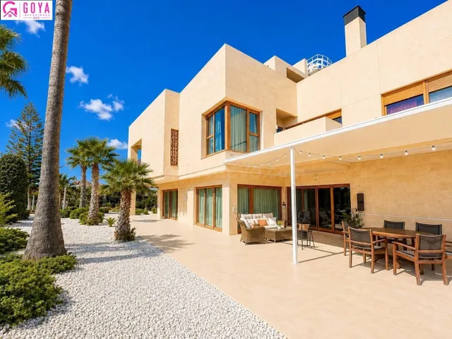 EXTRAORDINARIO CHALET EN GOLF, PLAYA SAN JUAN - foto 4