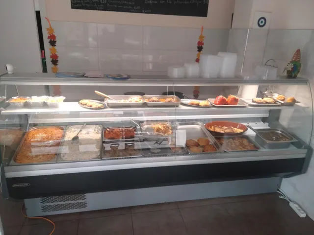 NEGOCIO COMIDAS en FUNCIONAMIENTO