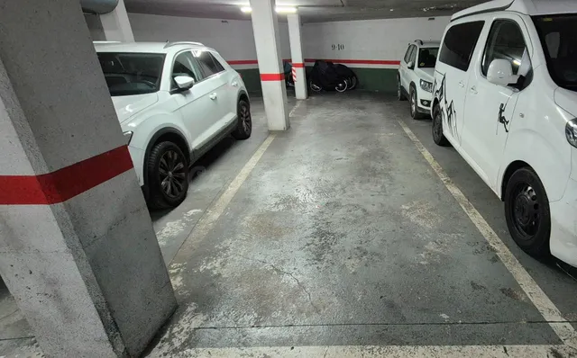 oportunitat única de fer-te amb dues places de parking situa - foto 2