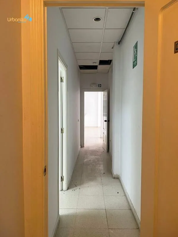 LOCAL ACONDICIONADO EN BARRIADA DE LLERA CON MUCHAS POSIBILIDADES — 15