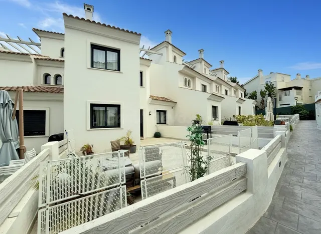 Adosado 3 habitaciones 150m² en venta - Costa Del Sol - foto 2