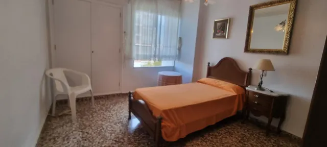 Piso de 4 dormitorios en pleno Paseo Alfonso XIII amueblado — 19