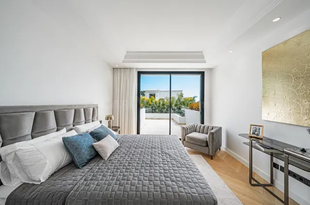 Villa 6 habitaciones 647m² en venta - Marbella — 18
