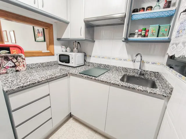 Apartamento para entrar a vivir, con parking y piscina. Zona Av Europa - Pza Triangular www.inmobiliarialesdune.com — 15