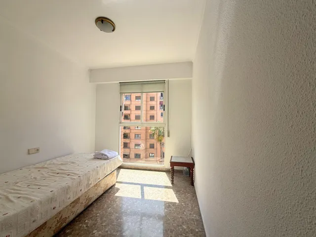Piso en Alquiler 2 Dormitorios 1 Baño Con Muebles — 28