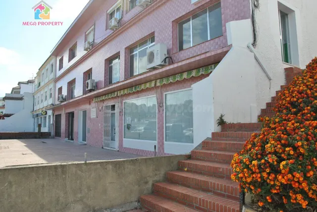 Edificio en venta en Guadiaro - foto 3