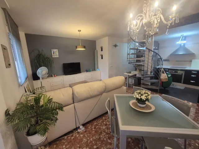 Magnifico piso tipo duplex con amplia terraza con piscina y trastero en villafranca!!! — 14