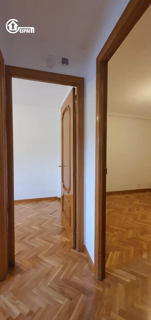 Grupo GESPAIN ACTIVIDADES INMOBILIARIAS promociona piso en venta de 3 habitaciones en zona LAS ÁGUILAS-PARQUE EUROPA — 25