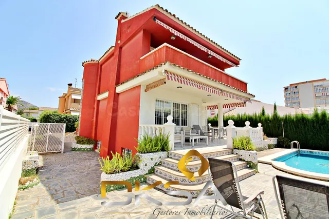 Impresionante chalet independiente en Benicasim, cerca de la - foto 2