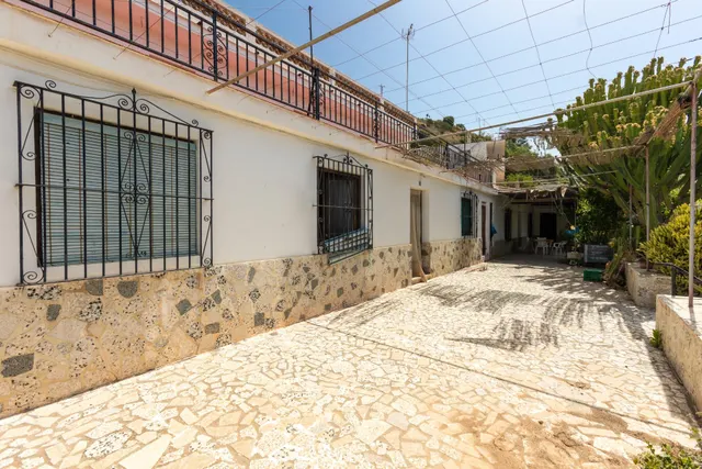 TERRENO URBANO EN LA HERRADURA — 12