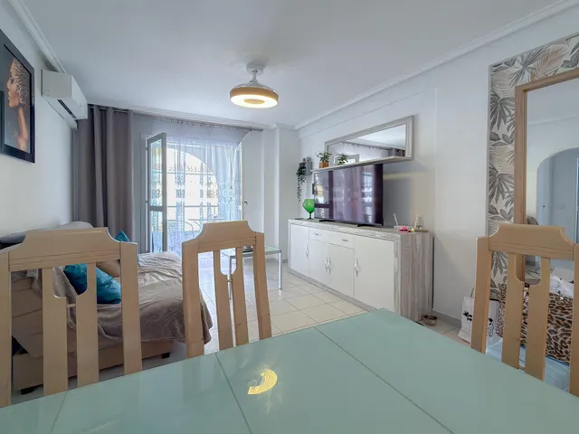 Acequion! Fantastico apartamento con amplia terraza y vistas laterales al mar + Gigantesca piscina comunitaria + Licencia turística (300 mts playa) — 6