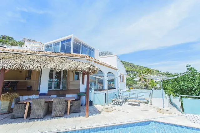 Impresionante Villa de Lujo en Calpe con Vistas al Mar y al  - foto 4