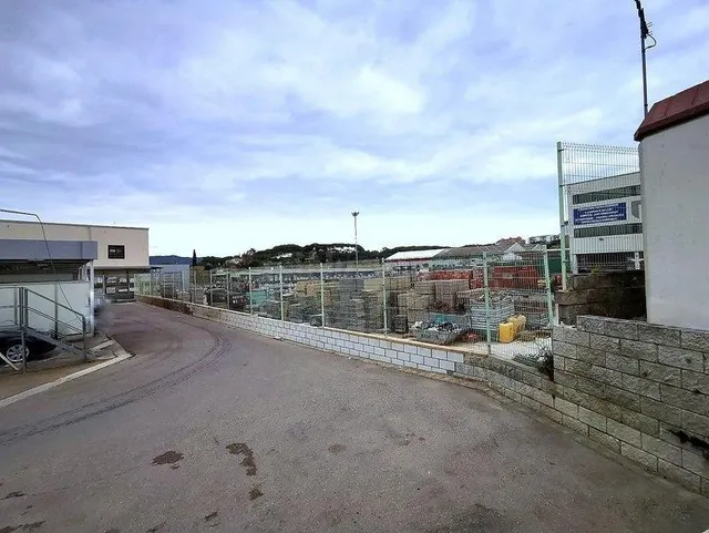Nave industrial en Blanes