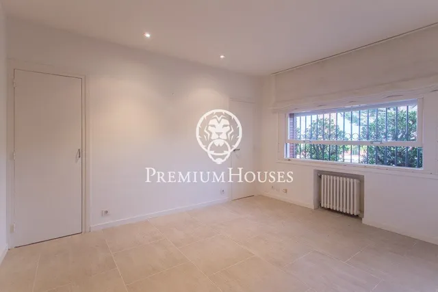 Casa en venta con piscina en Sant Andreu de Llavaneres — 30