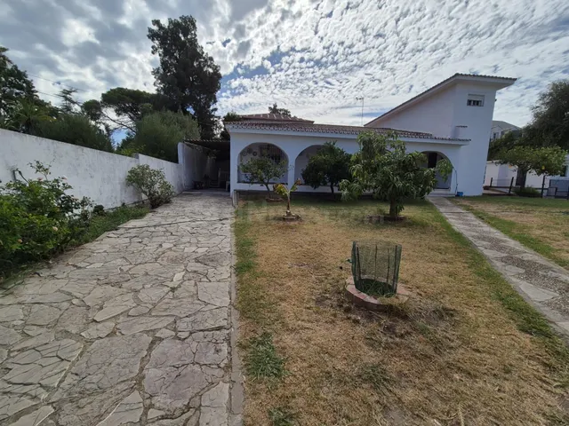 CASA UNIFAMILIAR EN UNA SOLA PLANTA EN LA COLONIA SAN MIGUEL - foto 4