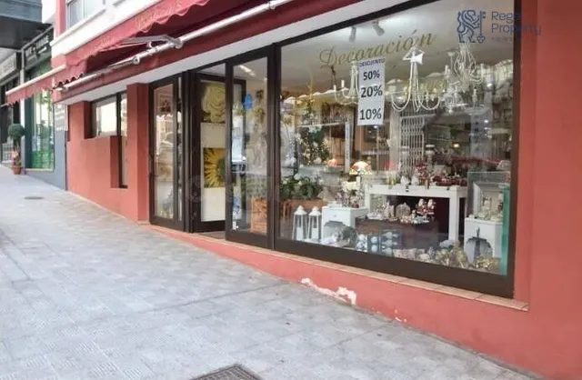 OPORTUNIDAD ÚNICA EN PUERTO DE LA CRUZ- ESPECTACULAR LOCAL C