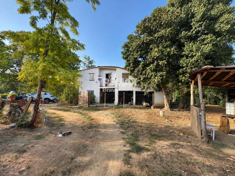 Sarrià de Ter (Girona) | Masía tradicional catalana para rehabilitar con finca rústica de 7.878 m2