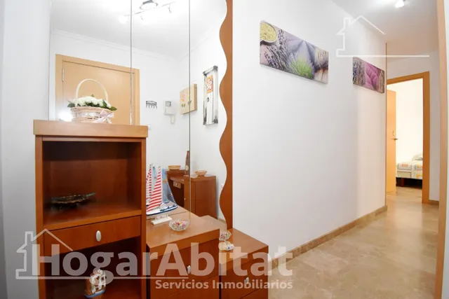 ¡excelente zona! alto, exterior y luminoso con garaje y balcón — 48