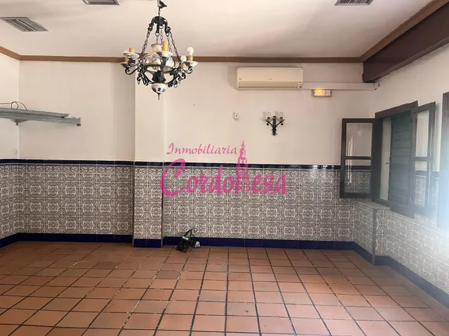 Local comercial 165m² en venta - Zoco - foto 4