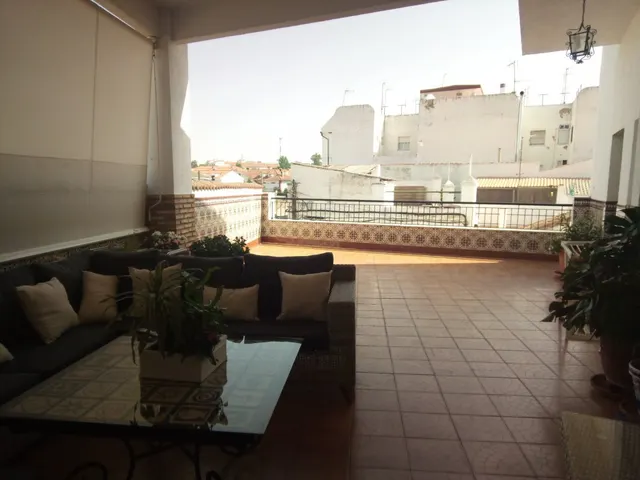 FANTÁSTICA VIVIENDA CON PISCINA — 6