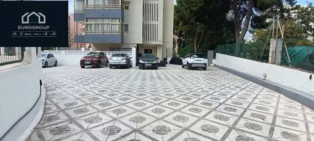 FANTASTICO APARTAMENTO DE 2 DORMITORIOS CON PARKING Y PISCIN - foto 2