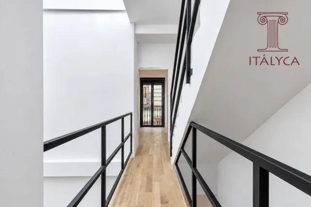 Casa de obra nueva en venta en calle Niño Perdido — 46