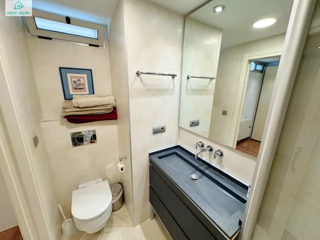 ELEGANCIA MEDITERRÁNEA A POCOS METROS DE LA ARENA DORADA — 17
