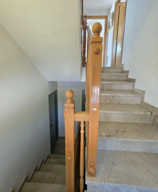 CASA ADOSADA DE 6 habitaciones EN VILAFORTUNY — 12
