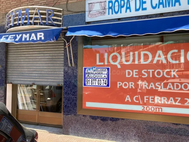 Local comercial en alquiler, situado en calle Nuñez de Balbo - foto 4