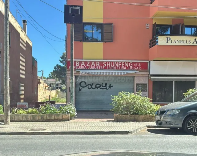 LOCAL CON LICENCIA DE CAMBIO DE USO (INVERSORES) - foto 4