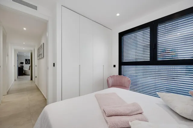 Impresionante apartamento de 3 dormitorios en el corazón de la ciudad — 24